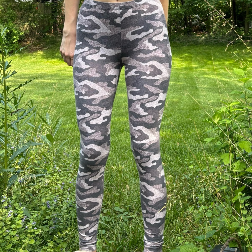 Grey Army Print Leggings